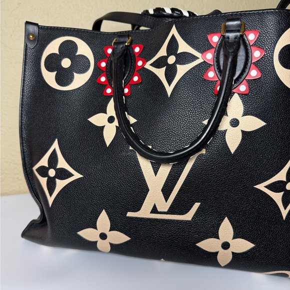 Louis Vuitton Black Tote with Beige Monogram and Red Accents - Picture 8 of 9